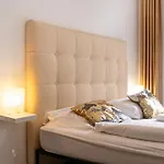Pleasant 2Br - Perfect For Long Stays